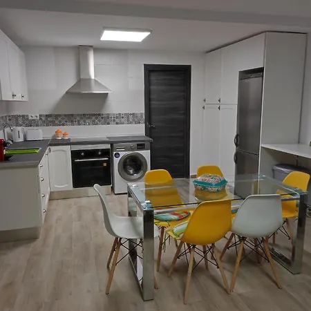 Lille En Provence Holiday home *
