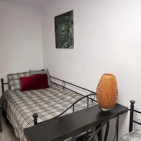 Lille En Provence Holiday home *
