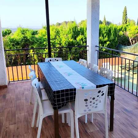 Semesterbostad Lille En Provence Valencia