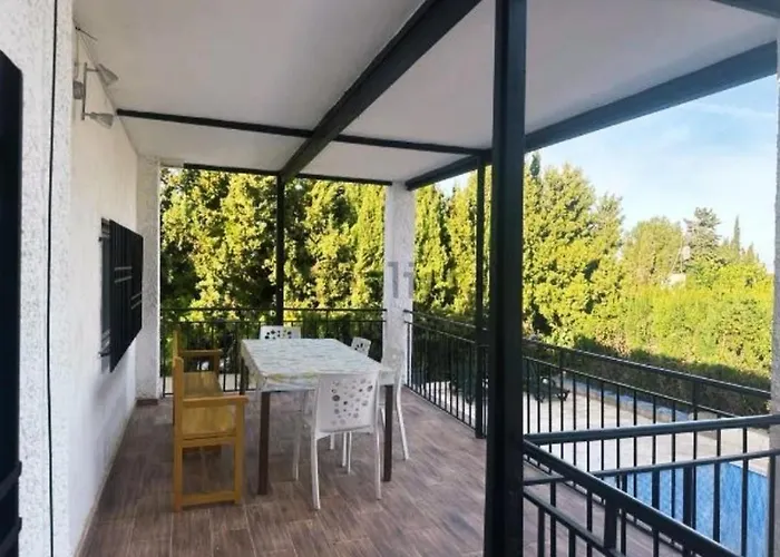 Lille En Provence Nyaraló *